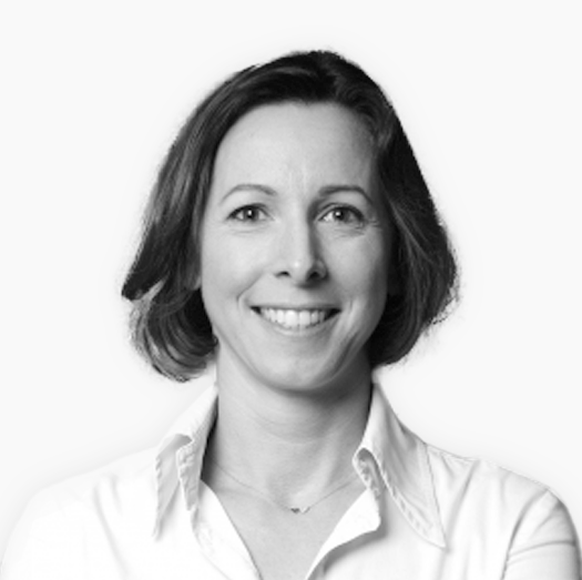 SOLENE KENNIS - Financial Communication